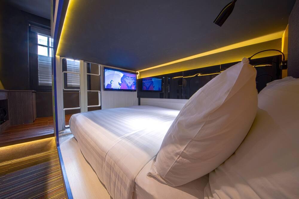 Cube Family Boutique Capsule Hotel Chinatown in Singapore