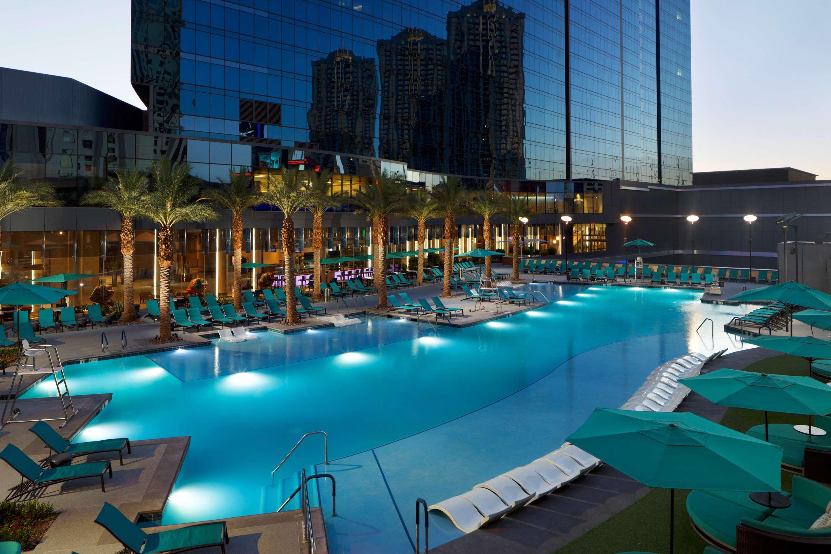 Hilton Grand Vacations Club Elara Center Strip Las Vegas in Las Vegas, the  United States from C$ 105: Deals, Reviews, Photos | momondo