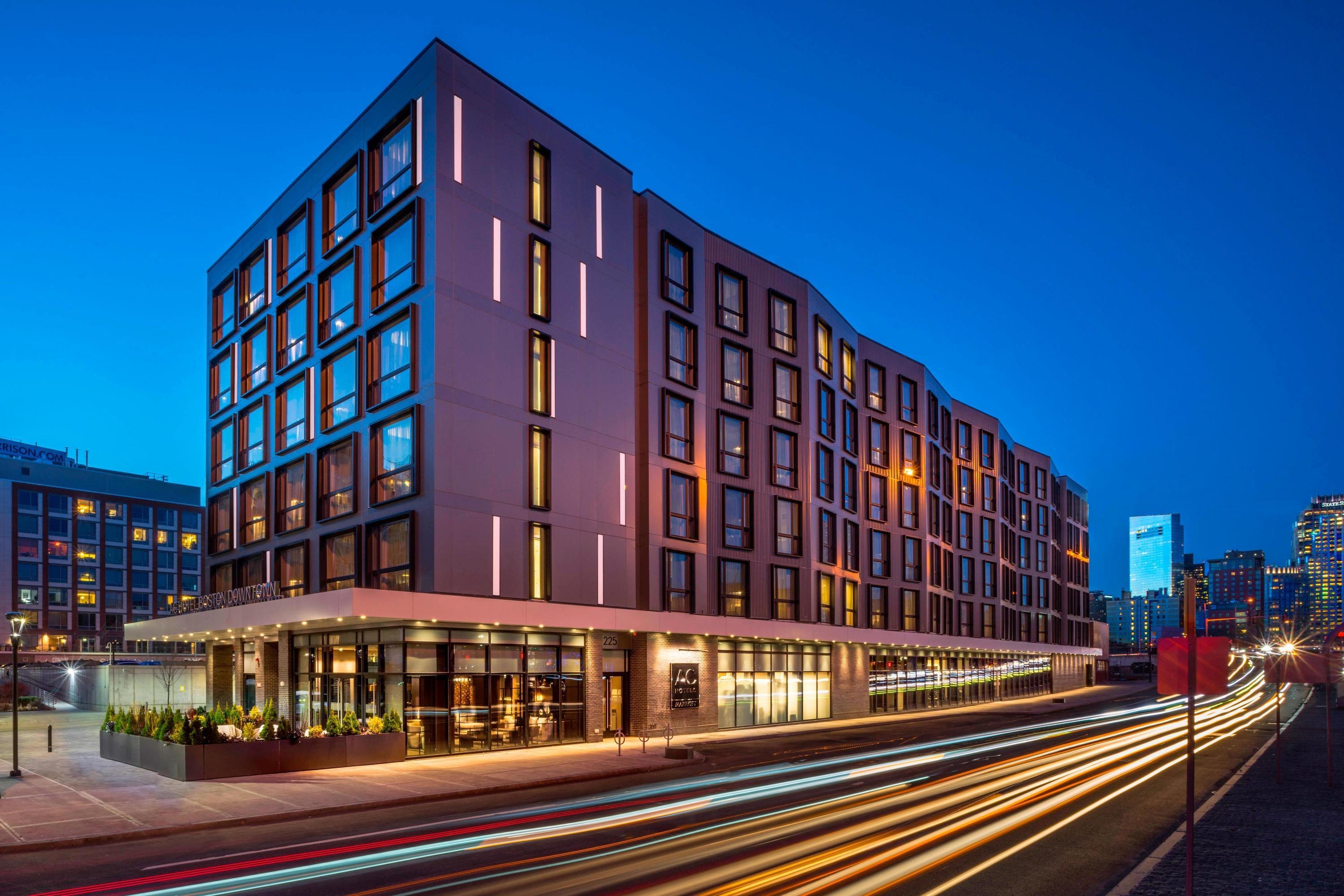 Boston Marriott Copley Place £123. Boston Hotel Deals & Reviews